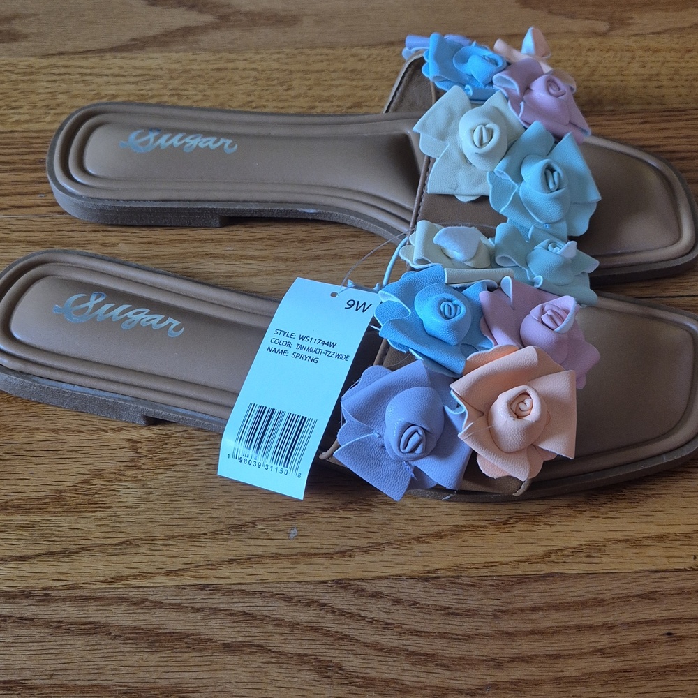 Sugar Floral Slide Sandals with Pastel Roses, size 9W NWOB - Picture 3 of 12